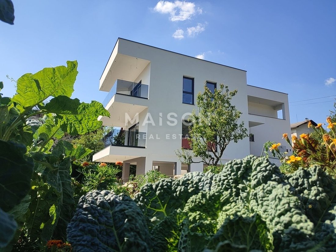 House in Mjesni odbor Remete, Zagreb, City of Zagreb 1 - 15882946