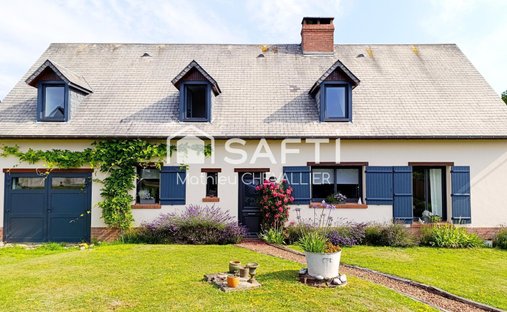 House in Saint-Valery-sur-Somme, Hauts-de-France, France 1