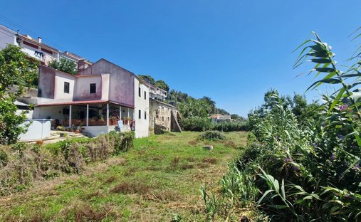 Villa in Barcarena, Lisbon, Portugal 1