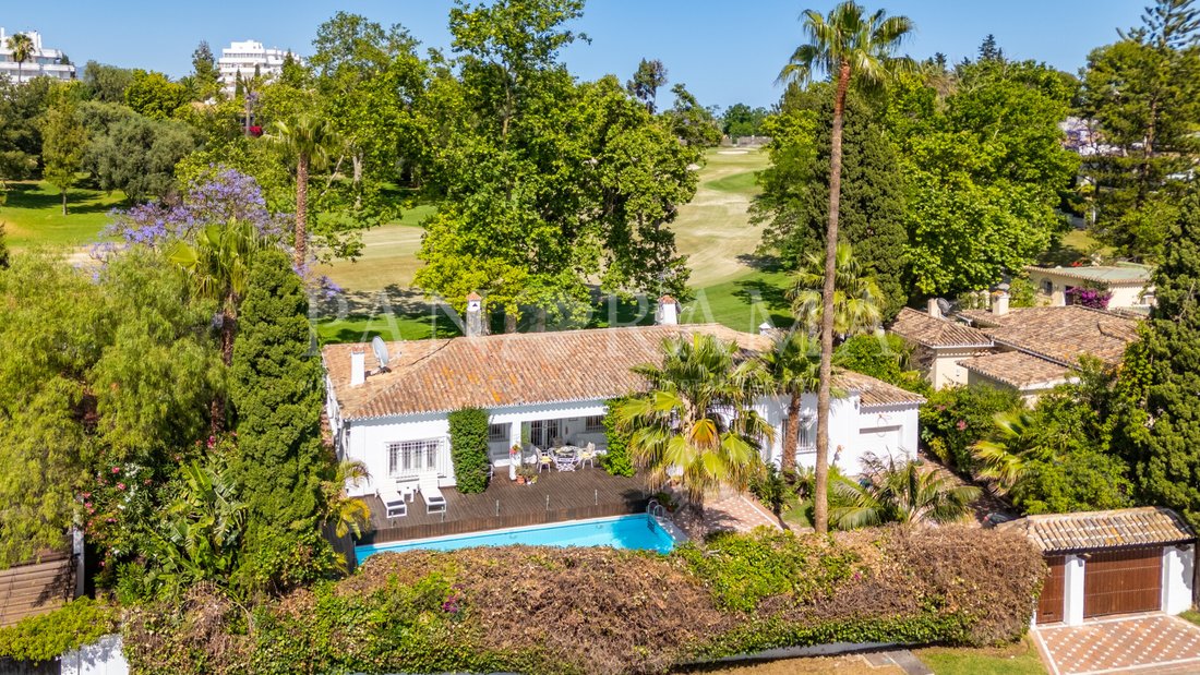 Villa in Guadalmina Alta, San Pedro de Alcantara, Spain 1 - 15881925