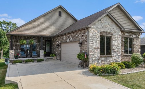 House in Crown Point, Indiana, United States 1