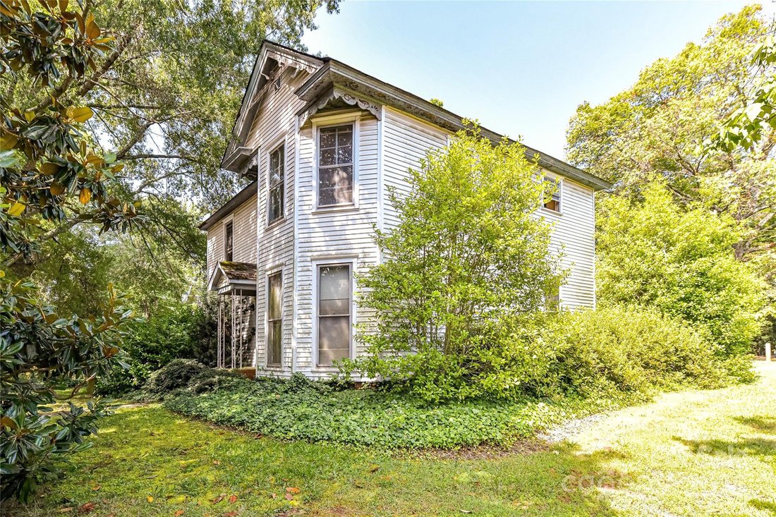 Land in Davidson, North Carolina, United States 5 - 15885077