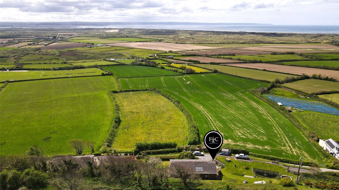 House in Braunton, England 2 - 15884147