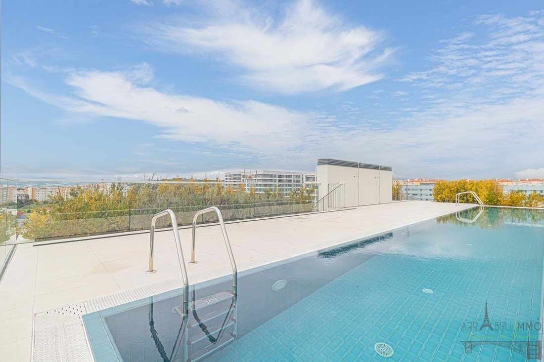 Apartment in Arroios, Lisbon, Portugal 2 - 15883677