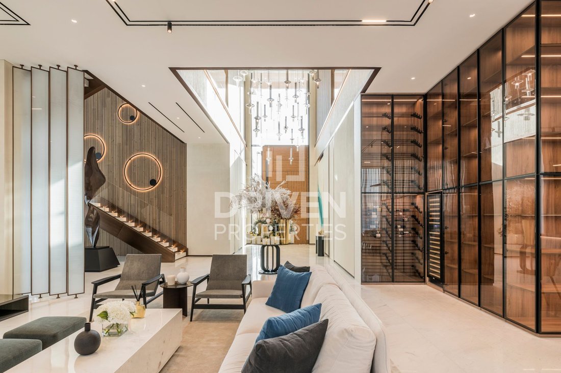 Villa in Dubai, Dubai, United Arab Emirates 5 - 15882490