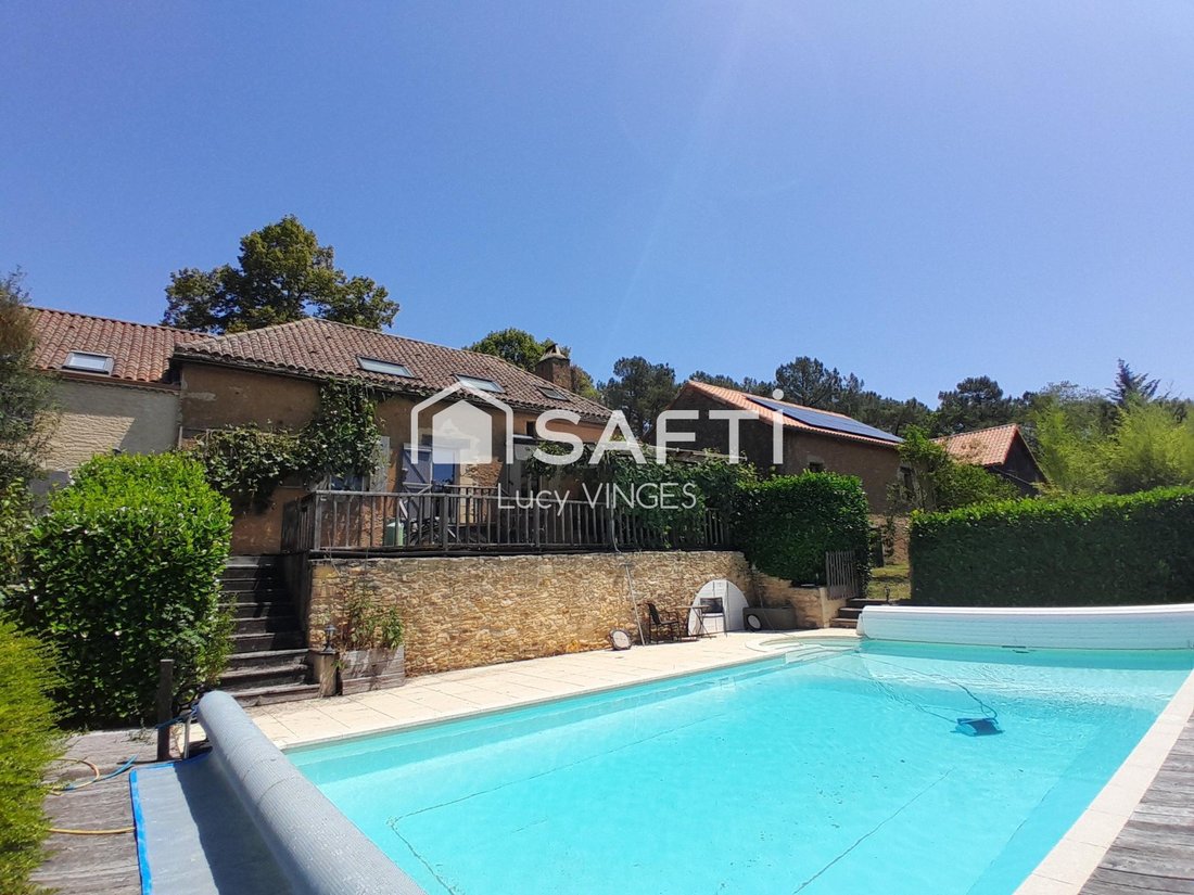 House in Besse, Nouvelle-Aquitaine, France 2 - 15883573