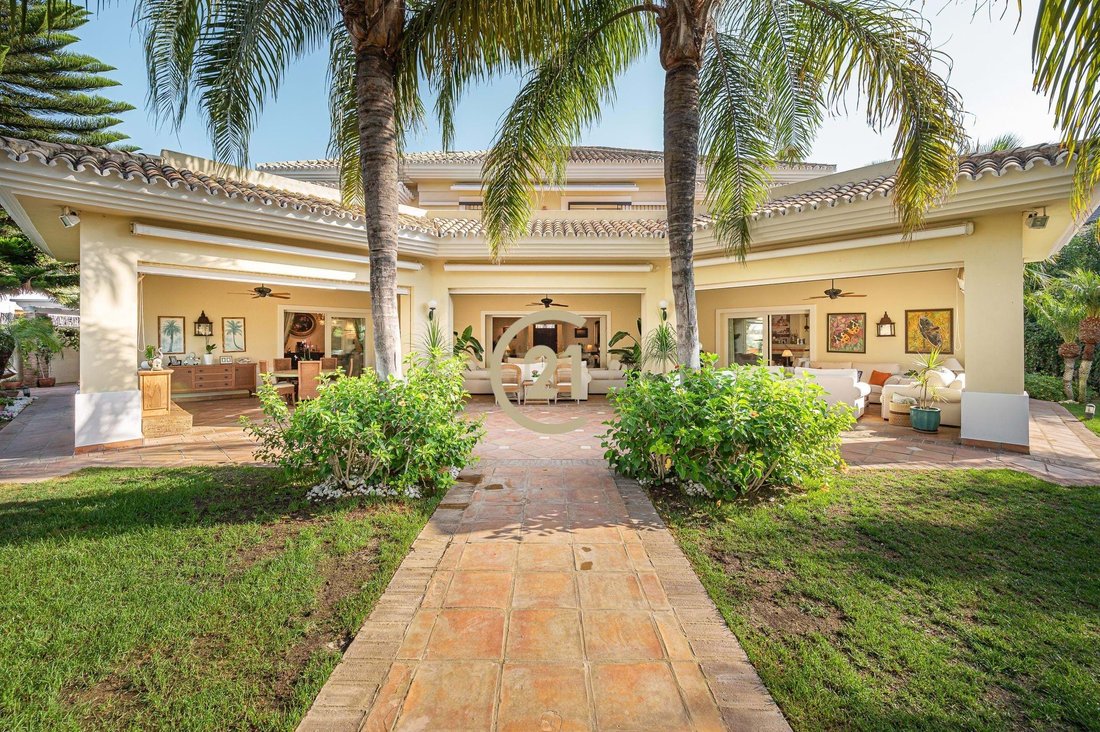 Villa in Guadalmina Baja, San Pedro de Alcantara, Spain 5 - 13308127