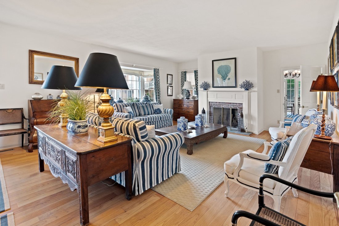 East Hampton, New York, United States 4 - 15878829