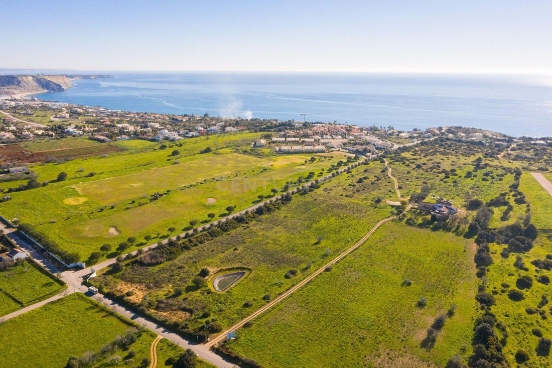 Land in Praia da Luz, Algarve, Portugal 4 - 13444542