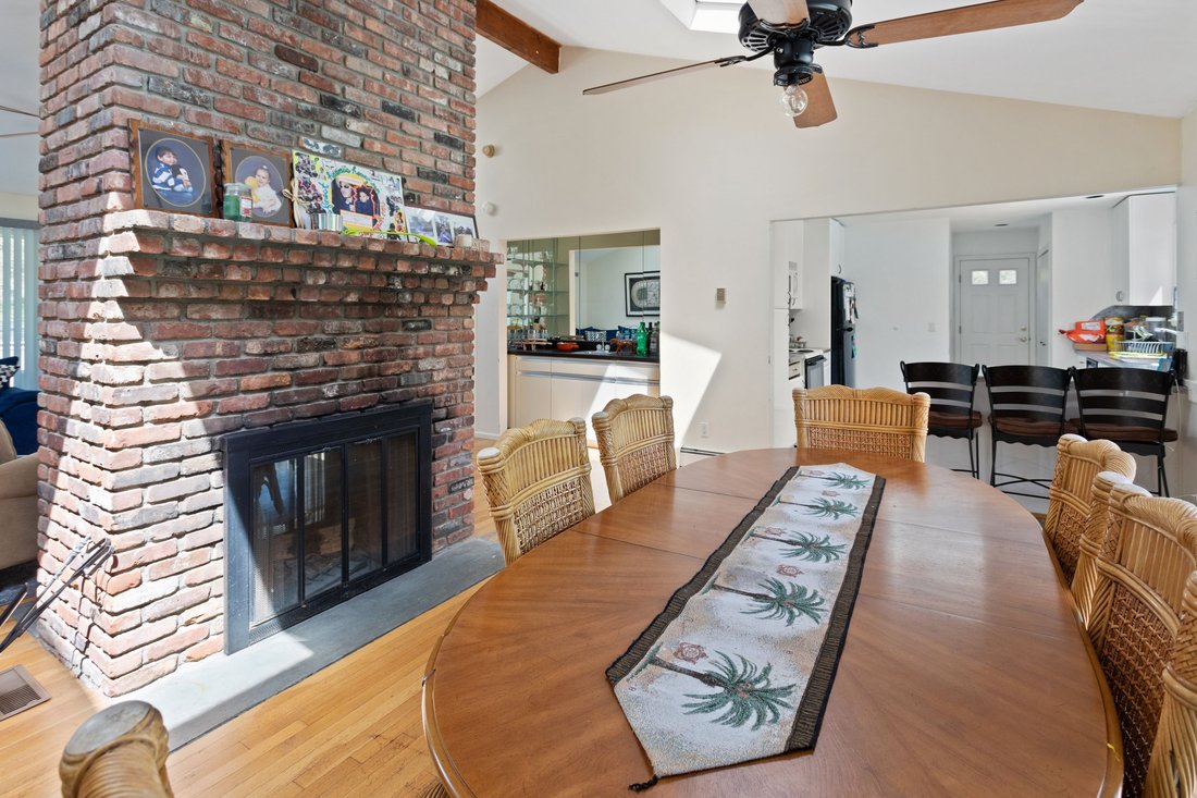 Amagansett, New York, United States 4 - 15879480