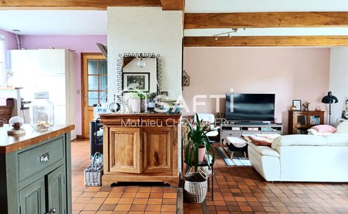 Castle for Sale in Saint-Valery-sur-Somme, Hauts-de-France, France