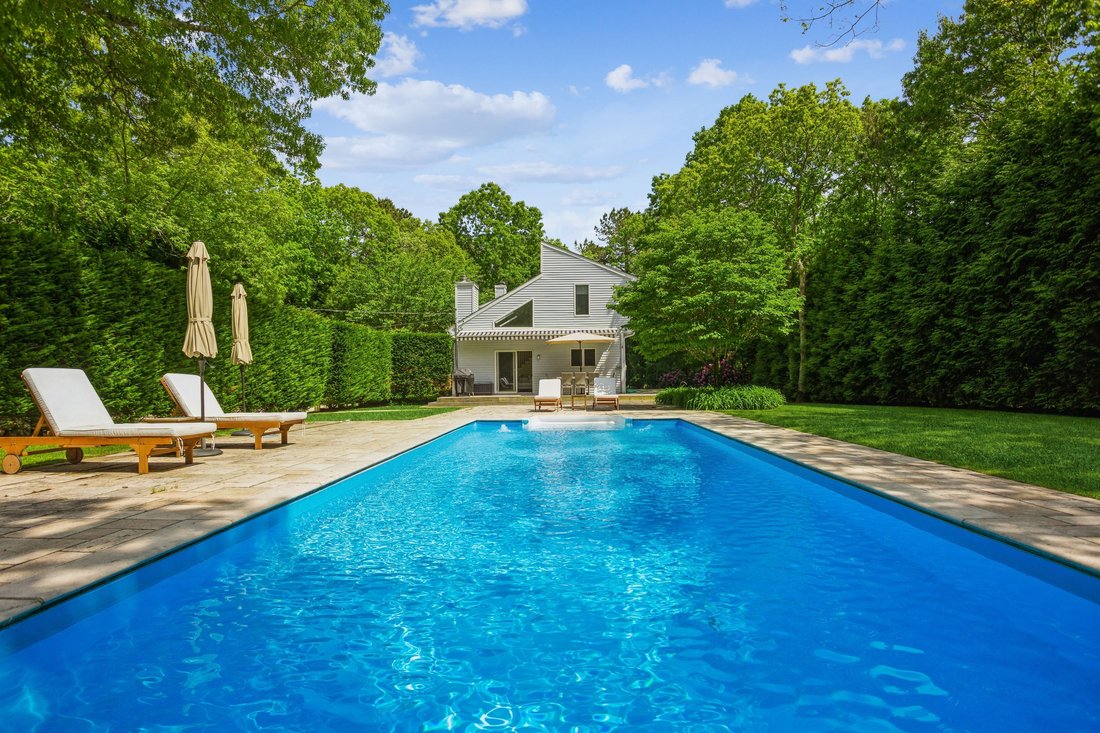East Hampton, New York, United States 3 - 15884746