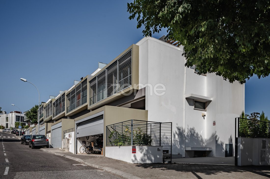 Casa en Barcarena, Distrito de Lisboa, Portugal 1 - 15884984