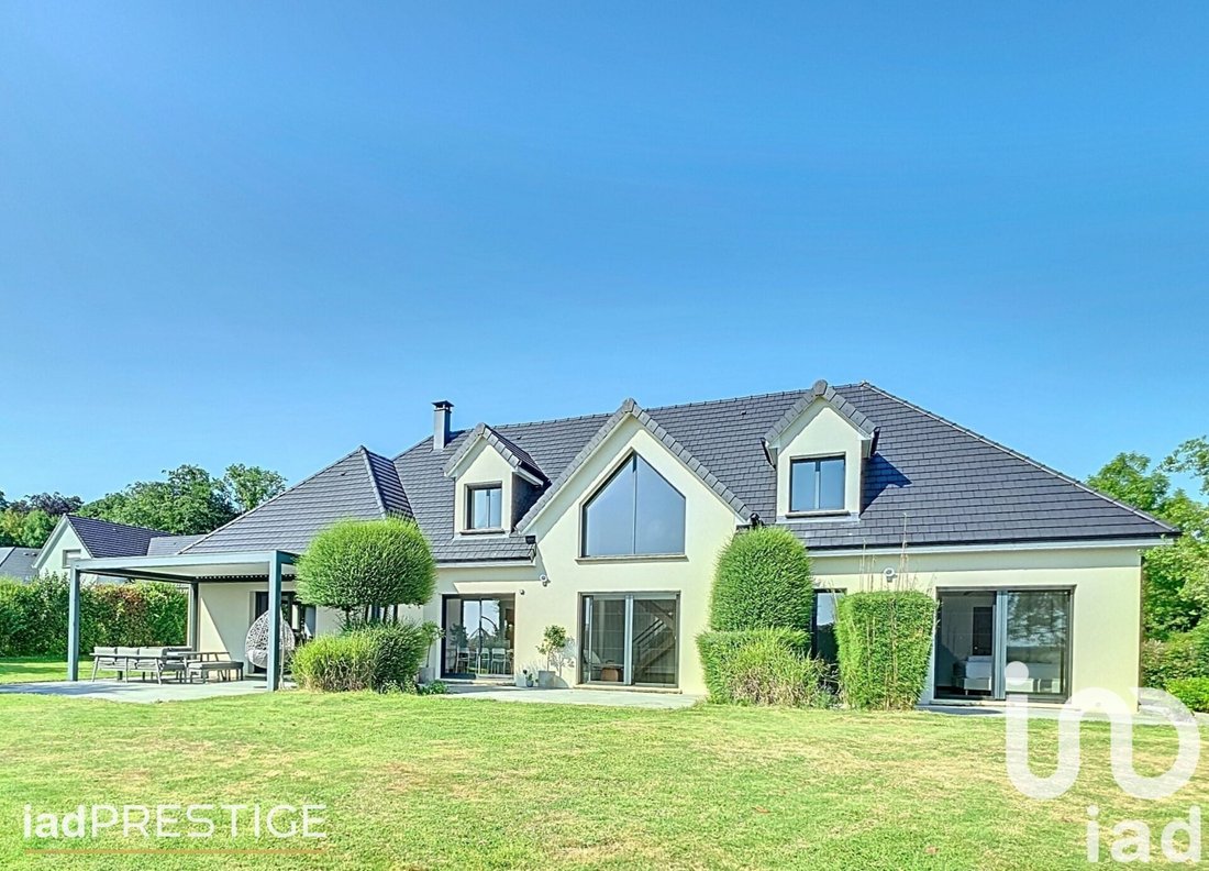 House in Saint-Jacques-sur-Darnetal, Normandy, France 1 - 15883802