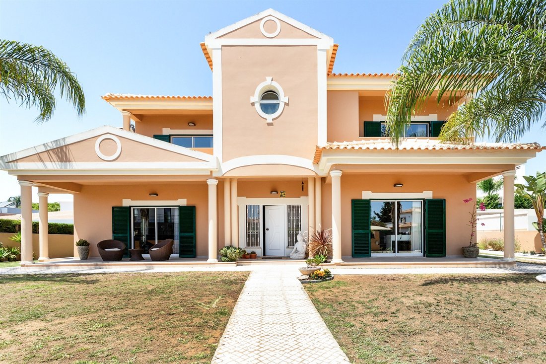 House in Praia dos Pescadores, Olhos de Agua, Portugal 1 - 15885139