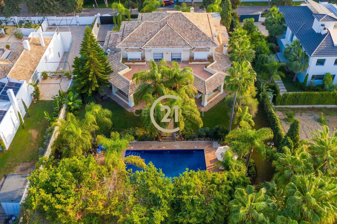 Villa in Guadalmina Baja, San Pedro de Alcantara, Spain 1 - 13308127
