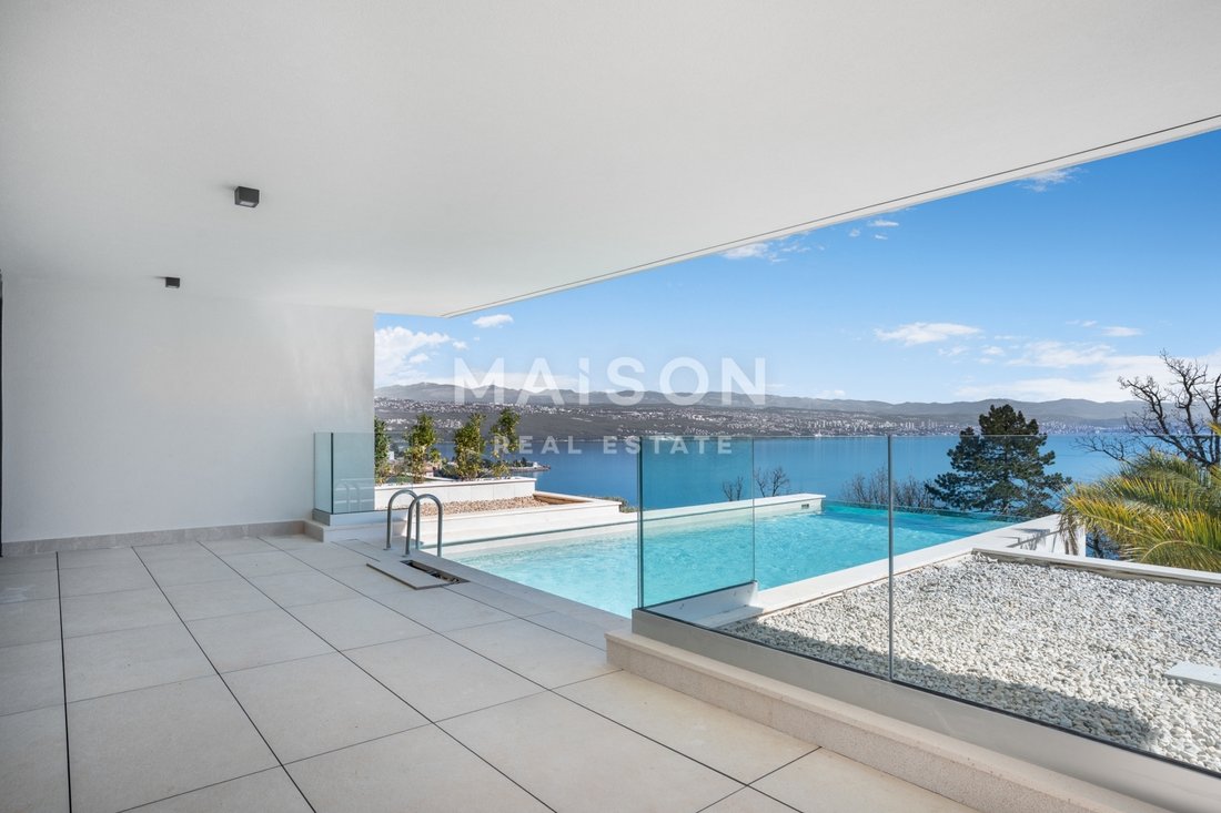 Apartment in Grad Opatija, Primorje-Gorski Kotar County, Croatia 1 - 15882988