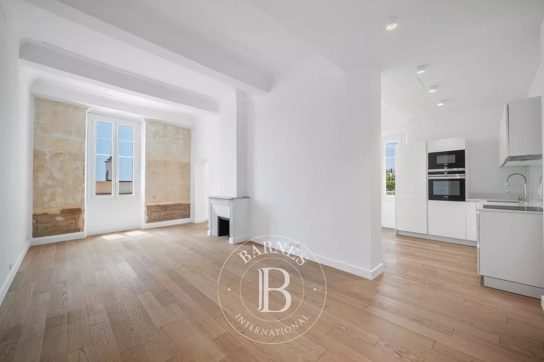 Appartement à Nice, Provence-Alpes-Côte d'Azur, France 2 - 15882136