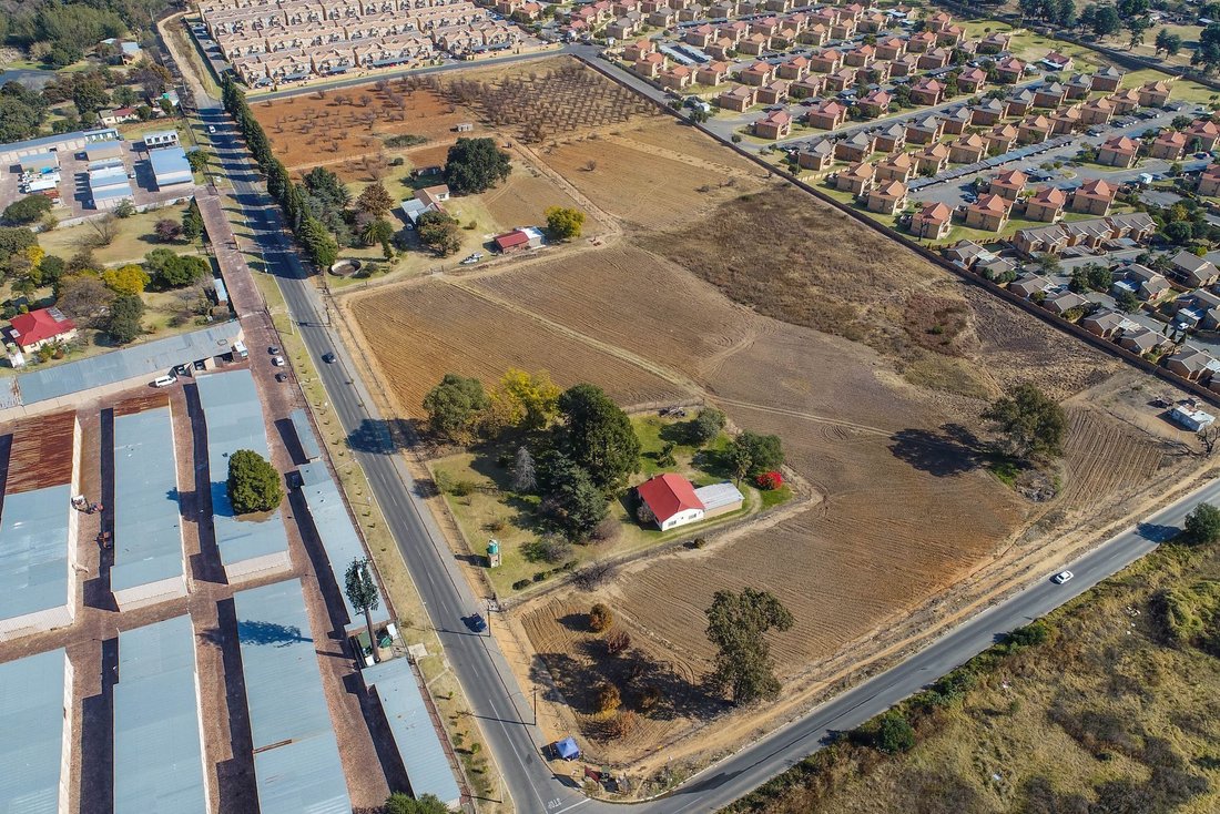 Land in Honeydew, Gauteng, South Africa 1 - 15882537