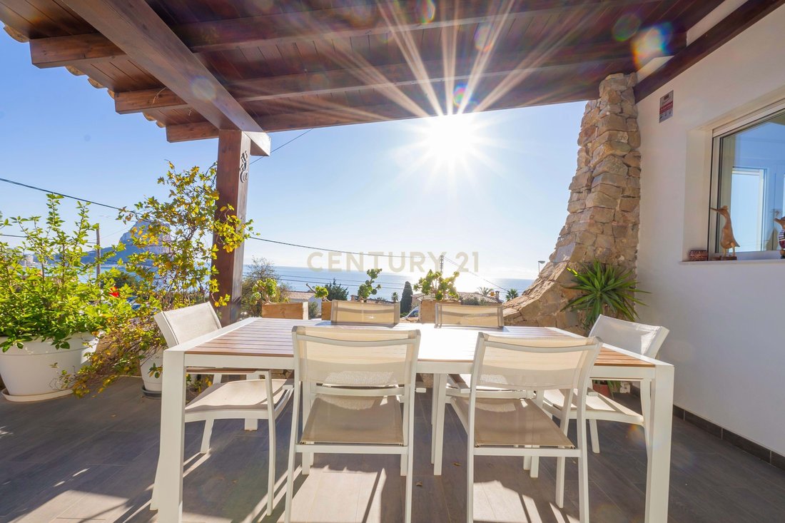 Villa in Calp / Calpe, Valencian Community, Spain 2 - 14409888