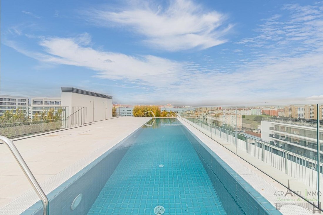 Apartment in Arroios, Lisbon, Portugal 1 - 15883677