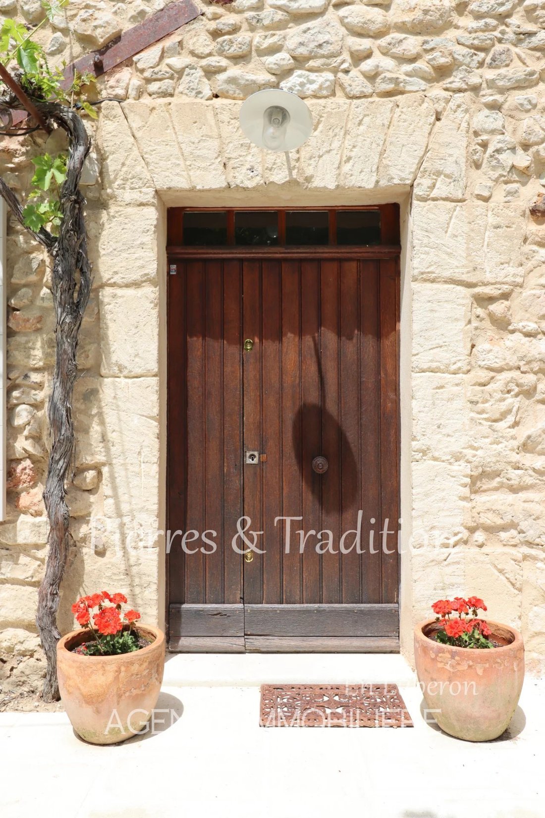 Estate in Roussillon, Provence-Alpes-Côte d'Azur, France 4 - 15881961