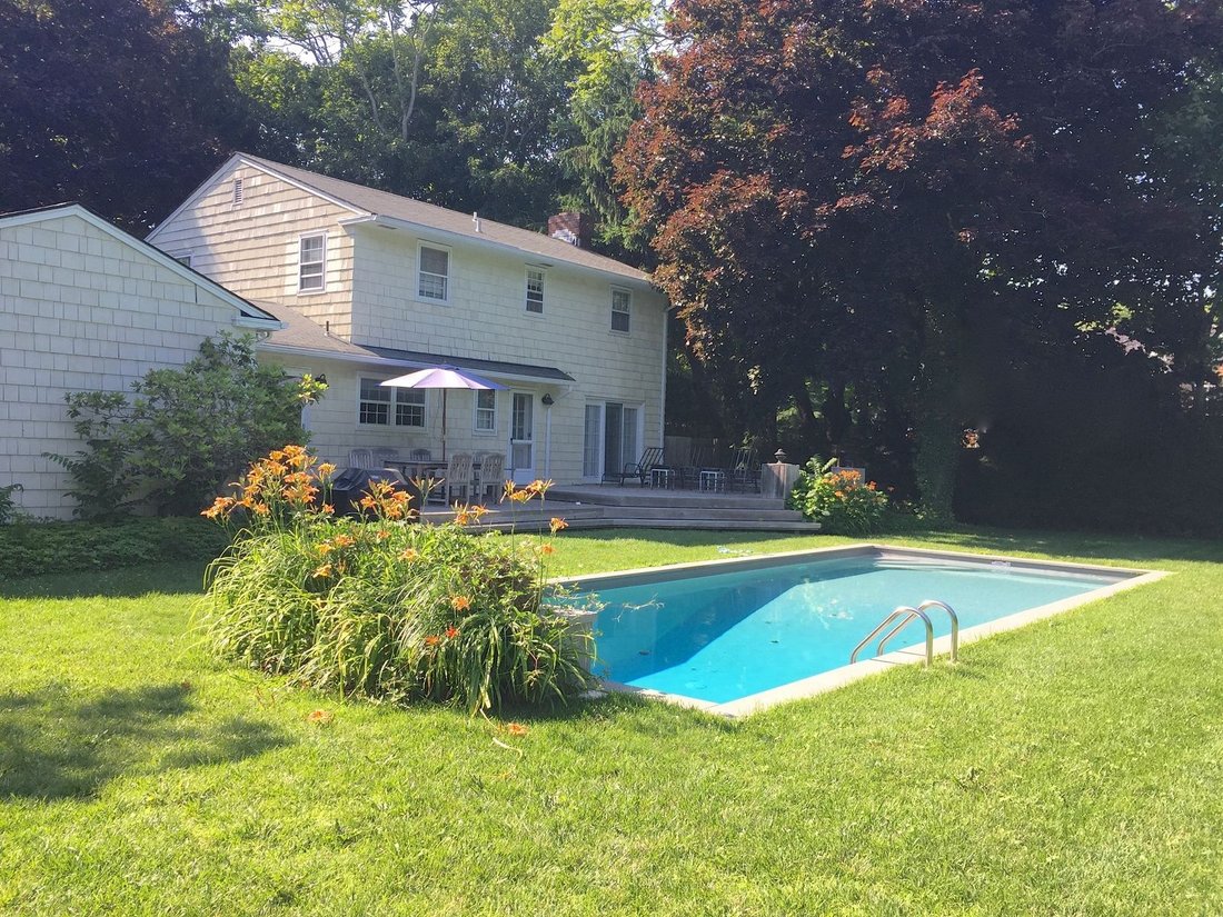 East Hampton, New York, United States 2 - 15879232
