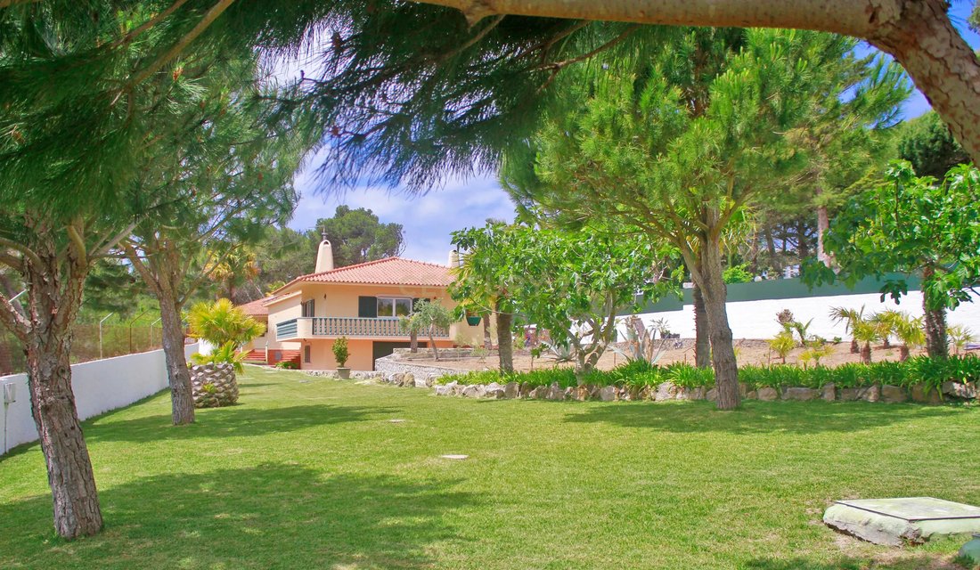 Villa in Alcabideche, Lisbon, Portugal 1 - 13642796