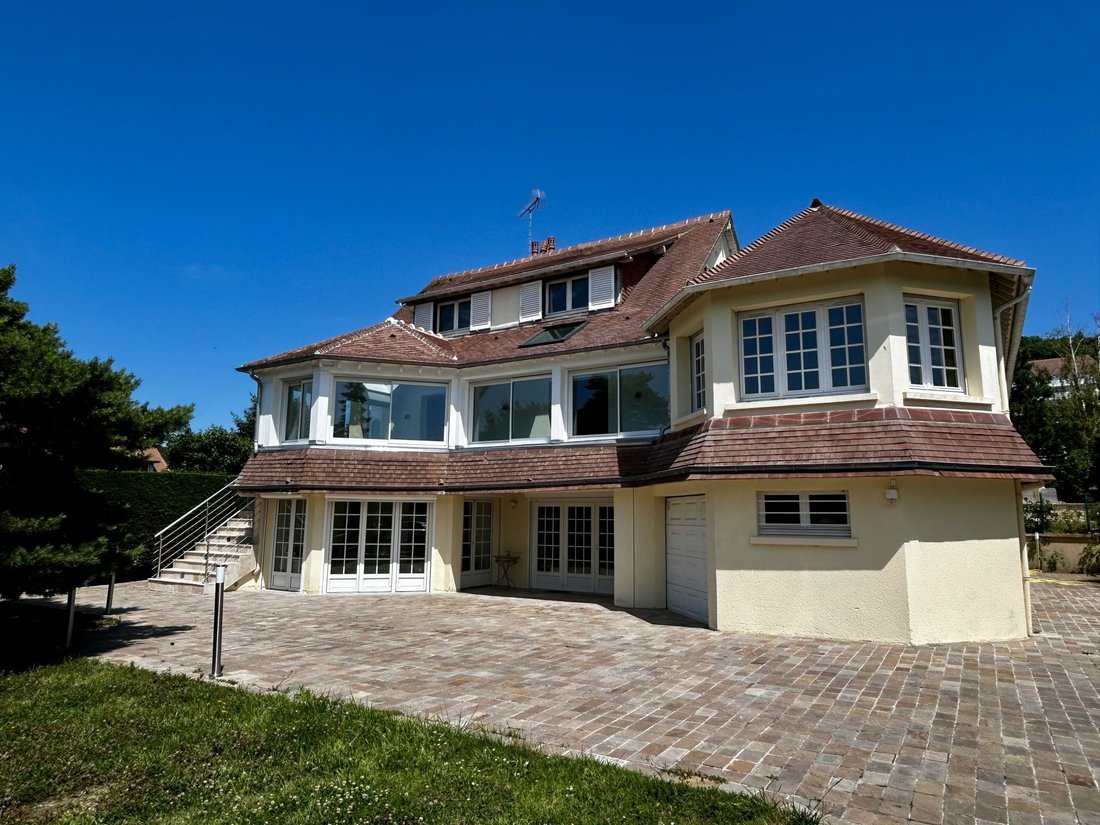 Villa in Blonville-sur-Mer, Normandy, France 1 - 15886527