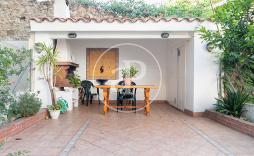 Villa in Sant Andreu de Palomar, Barcelona, Spain 1