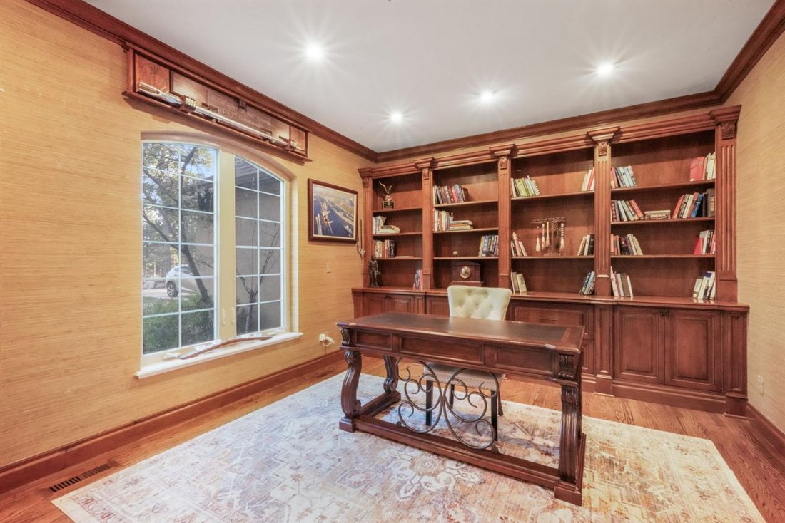 House in Colorado Springs, Colorado, United States 4 - 15885764