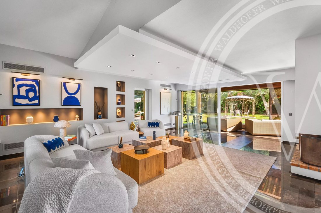 Villa in Mougins, Provence-Alpes-Côte d'Azur, France 5 - 15178935