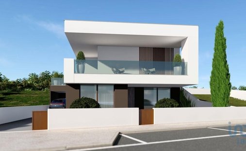 Townhouse in Tornada e Salir do Porto, Leiria District, Portugal 1