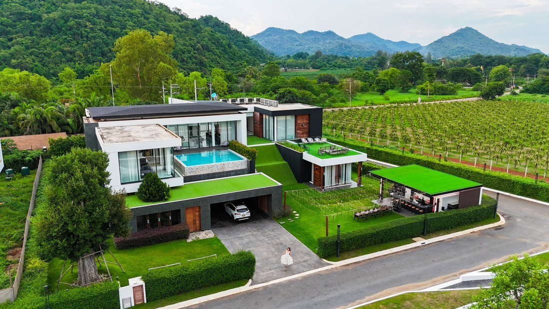 Villa in Nakhon Ratchasima, Nakhon Ratchasima, Thailand 2 - 15885623