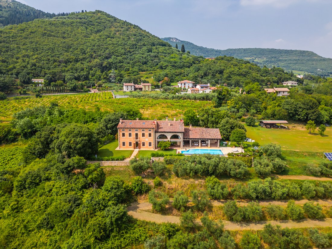 Villa in Villaga, Veneto, Italy 4 - 15886892