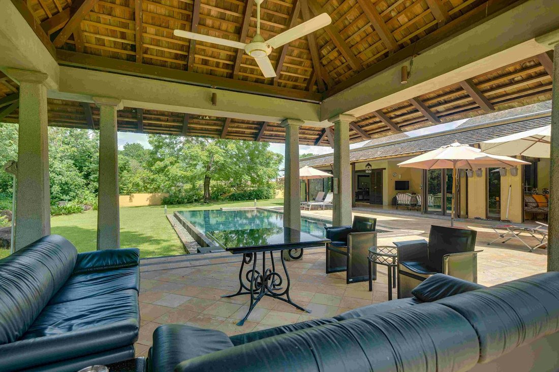 Villa in Tamarin, Rivière Noire District, Mauritius 1 - 15886966
