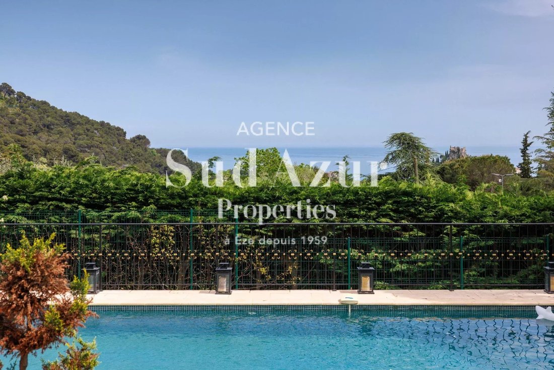 House in Èze, Provence-Alpes-Côte d'Azur, France 2 - 12628814