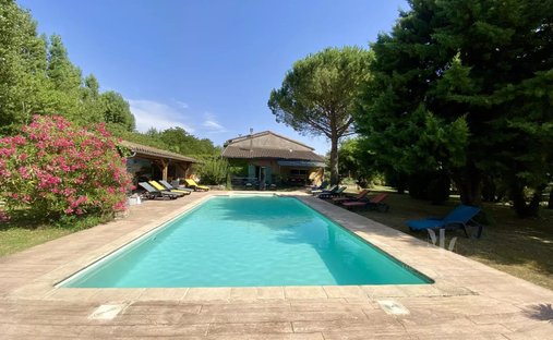 Château Villefranche De Lauragais 800.0 Sqm 12 Bedrooms