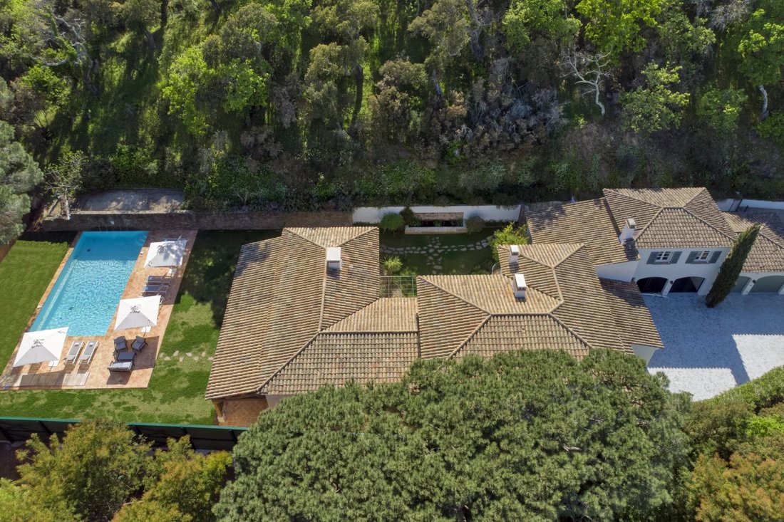 Villa in Ramatuelle, Provence-Alpes-Côte d'Azur, France 4 - 15863382