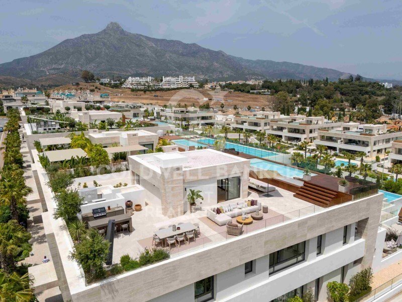 House in Marbella, Andalusia, Spain 2 - 15889318