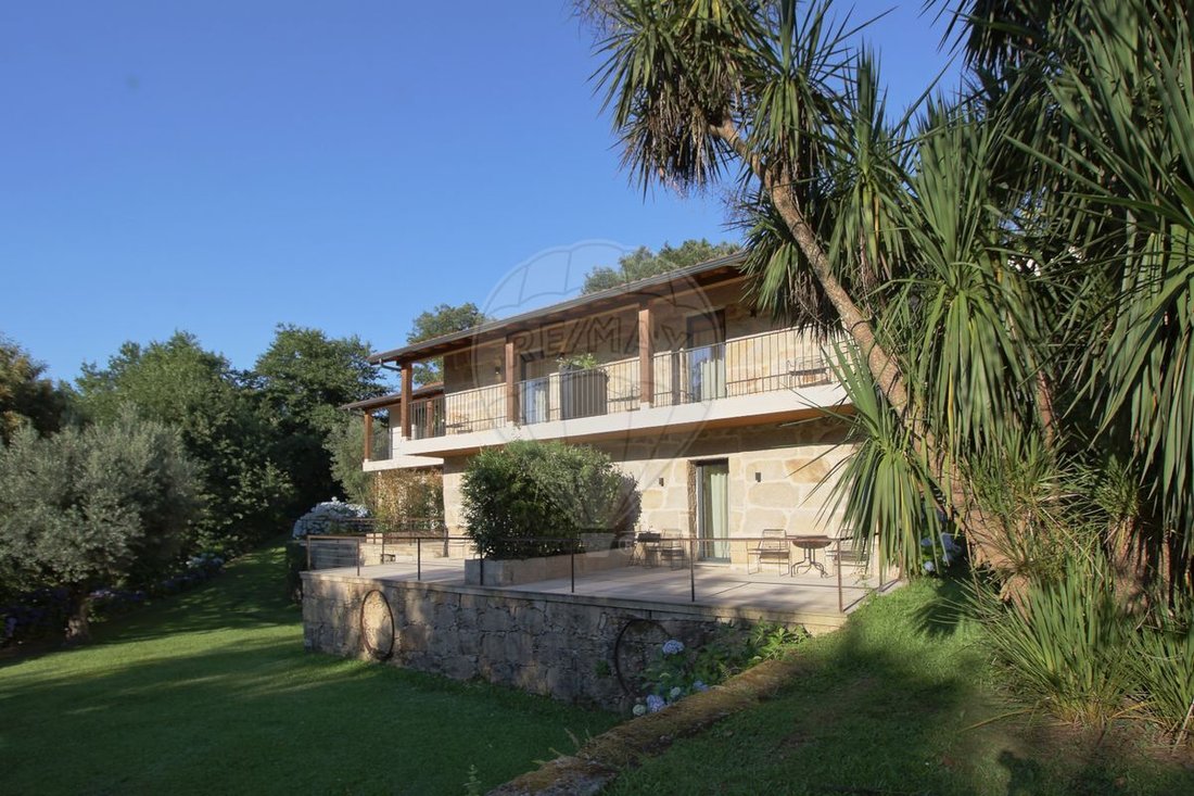 Villa in Sao Cristovao de Mondim de Basto, Vila Real District, Portugal 1 - 15888073