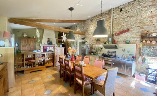 Château Villefranche De Lauragais 800.0 Sqm 12 Bedrooms