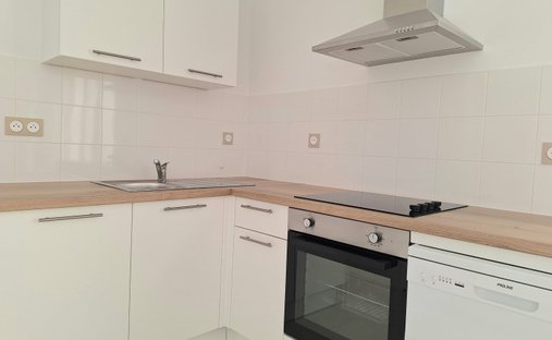 Apartment in Bergère-Moulin, Puteaux, France 1