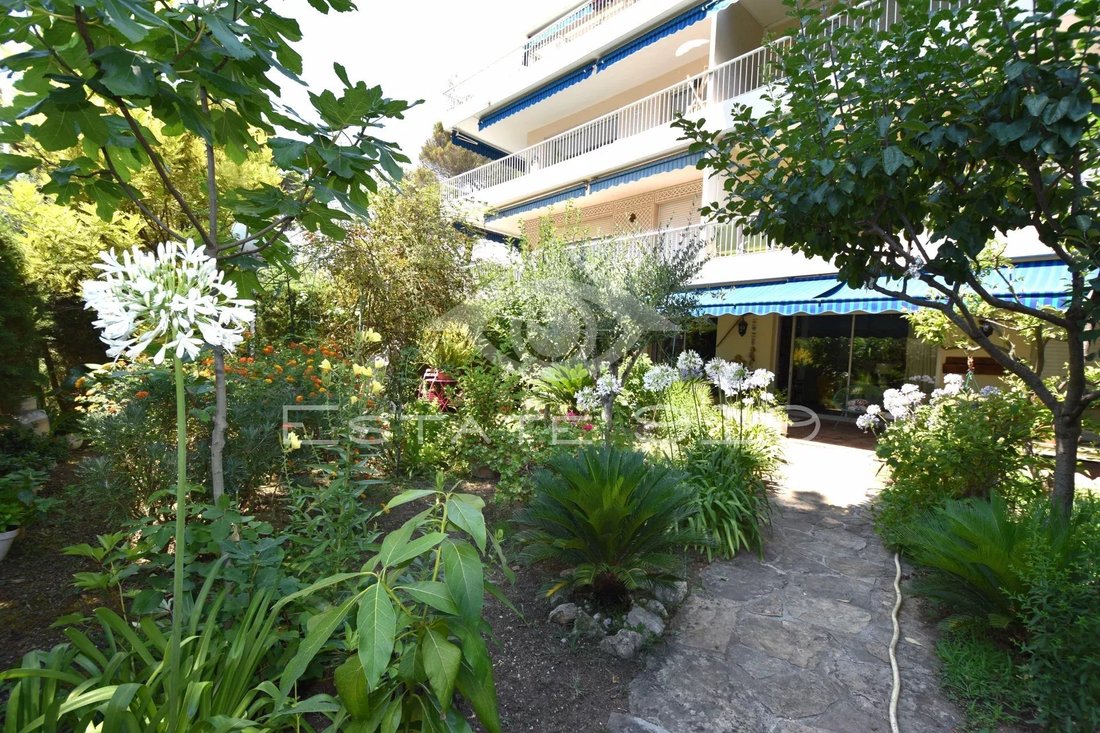 Apartment in Camp Long, Cannes, France 1 - 15887543