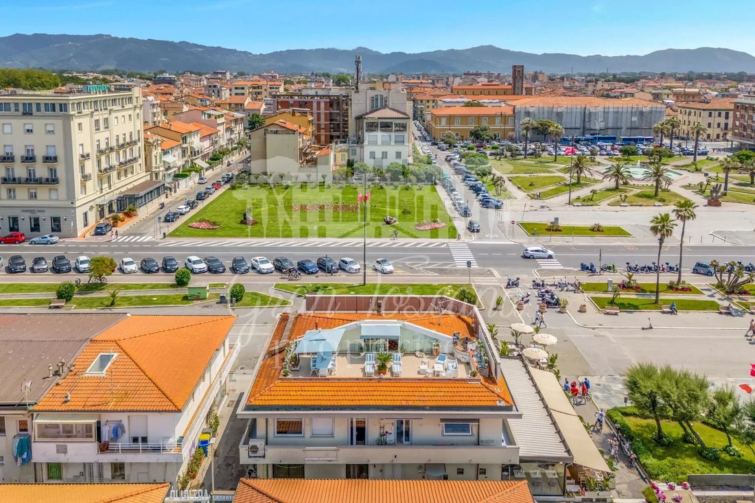 Apartment in Historic Center, Viareggio, Tuscany 5 - 14309136