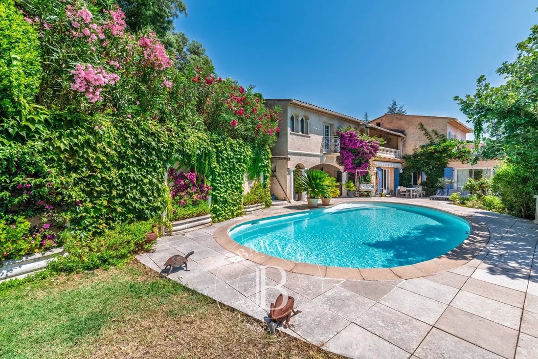 Villa in Auribeau-sur-Siagne, Provence-Alpes-Côte d'Azur, France 3 - 14942703