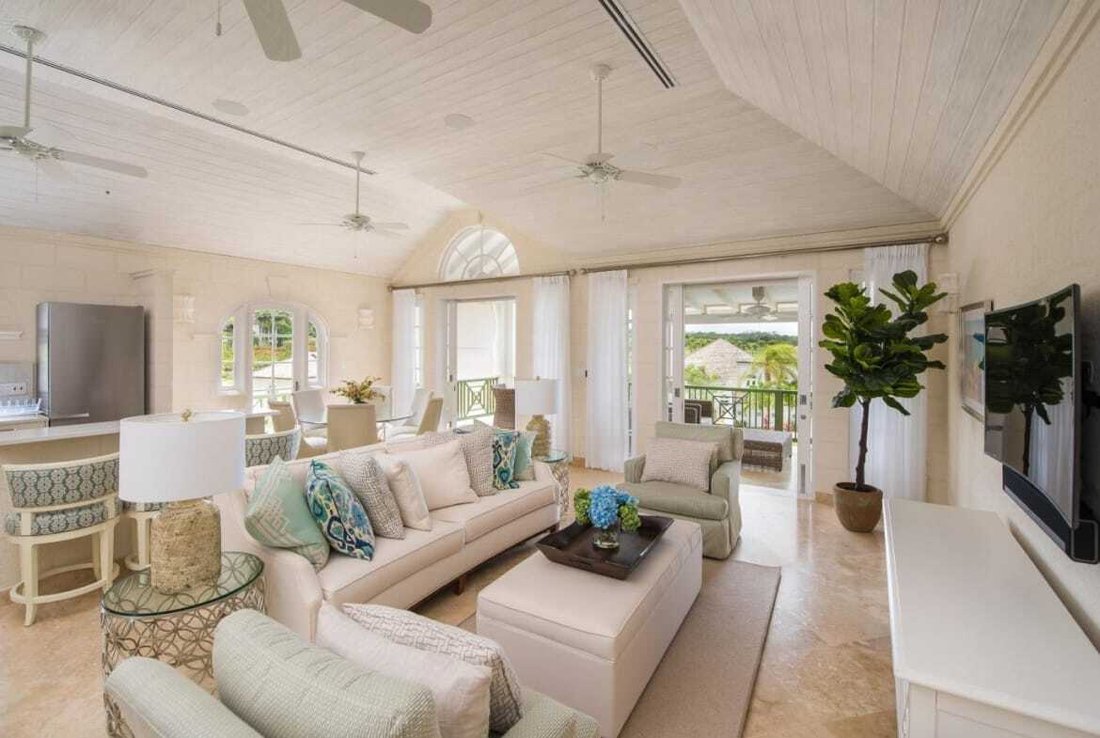 Villa in Bridgetown, Christ Church, Barbados 2 - 15893424
