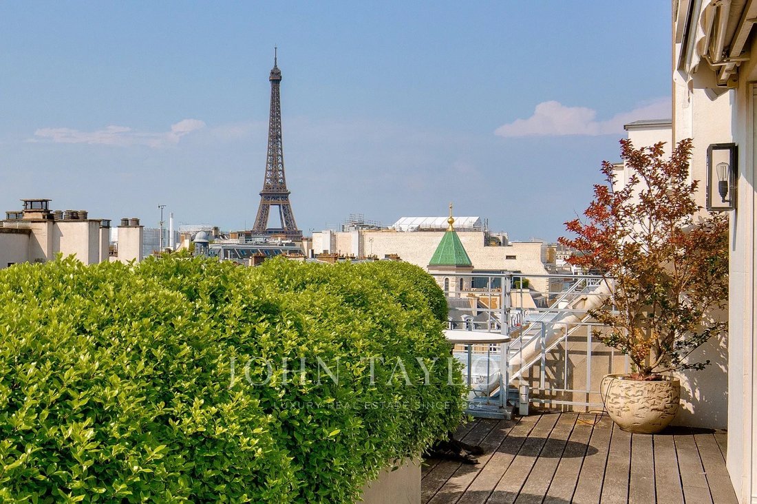 Apartment in Triangle d'Or, Paris 8e Arrondissement, Paris 3 - 15891179