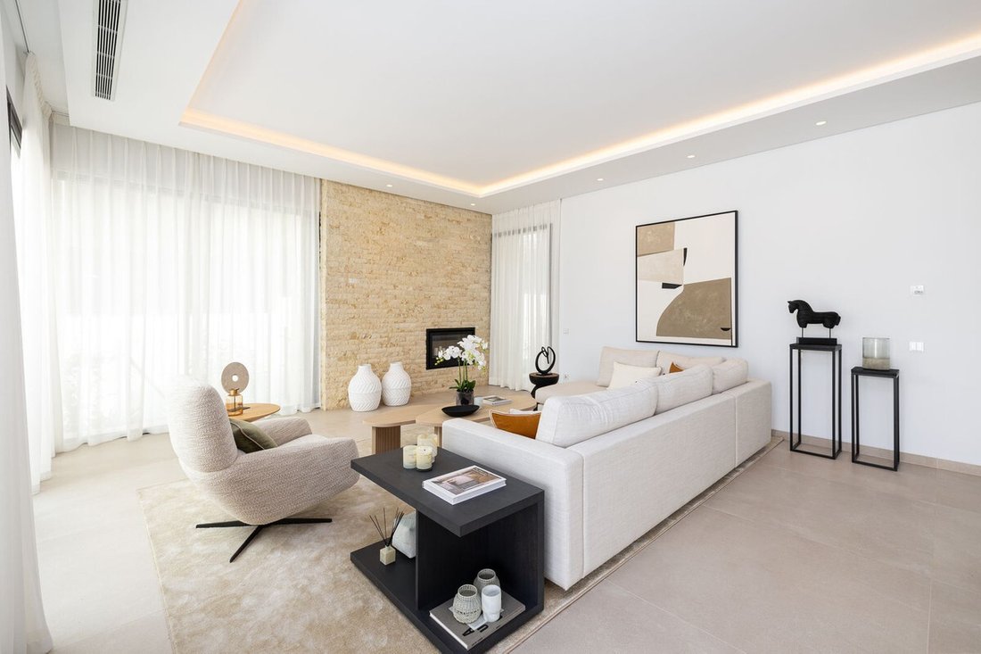 Villa in Puerto Banus, Marbella, Spain 5 - 15893740