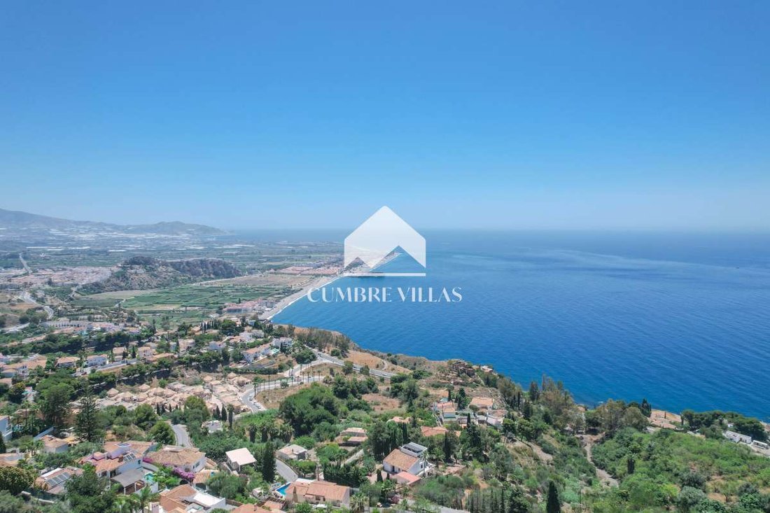 Villa in Salobrena, Andalusia, Spain 2 - 15889084